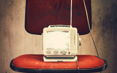 Tv appesa o appoggiata?